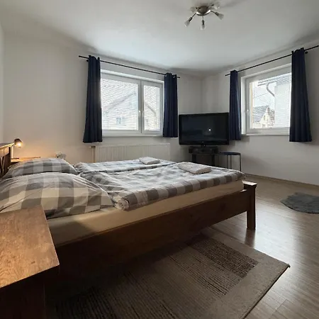 Hrady Apartman *