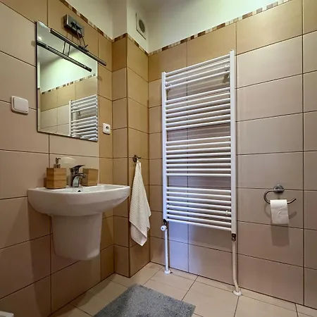 Hrady Apartman Bölényfalu
