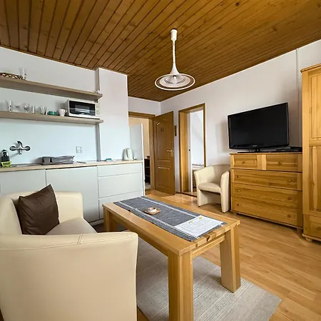 Hrady Apartman *