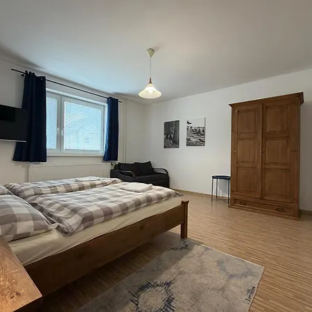 Hrady Apartman Bölényfalu