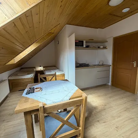 Hrady Apartman