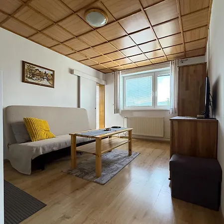 Hrady Apartman Bölényfalu