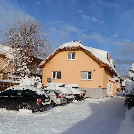 Hrady Apartman