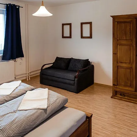 Hrady Apartman Bölényfalu