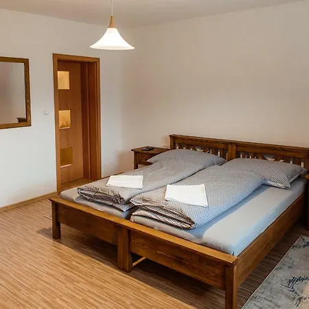 Apartament Hrady Zuberzec