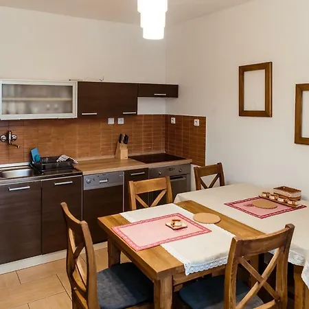Hrady Apartman Bölényfalu